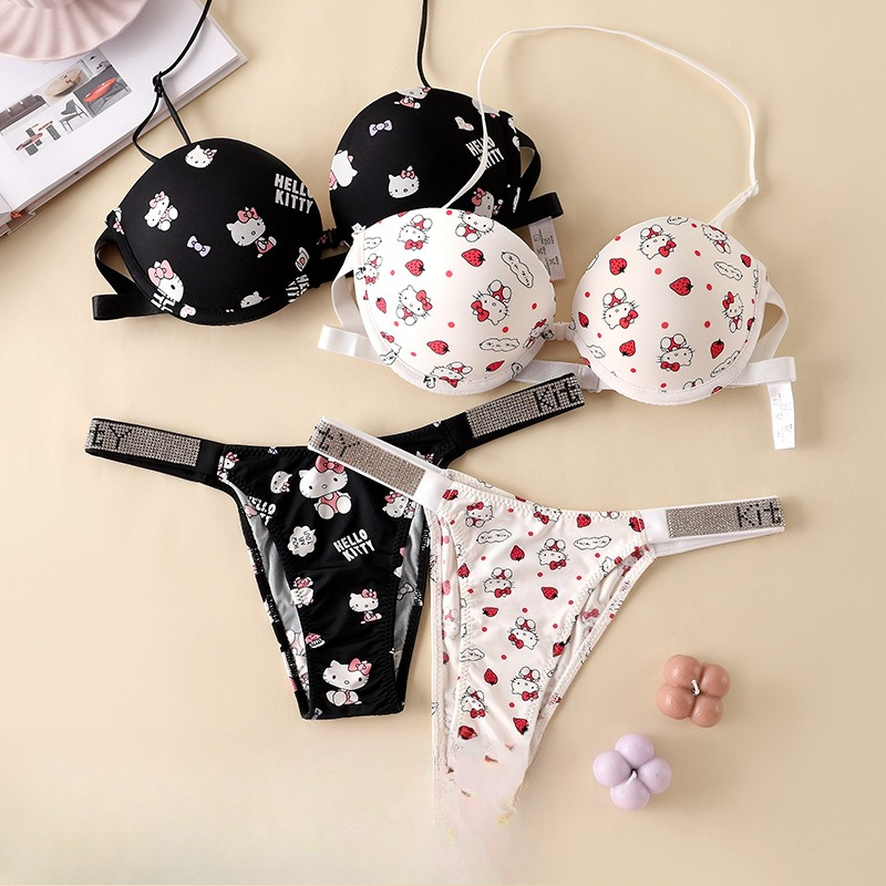 Summer Cloth - Set Bra dan Celana Dalam Tanpa
